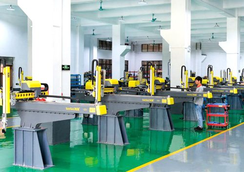 橡膠注塑機(jī)帶動橡膠產(chǎn)業(yè)的發(fā)展